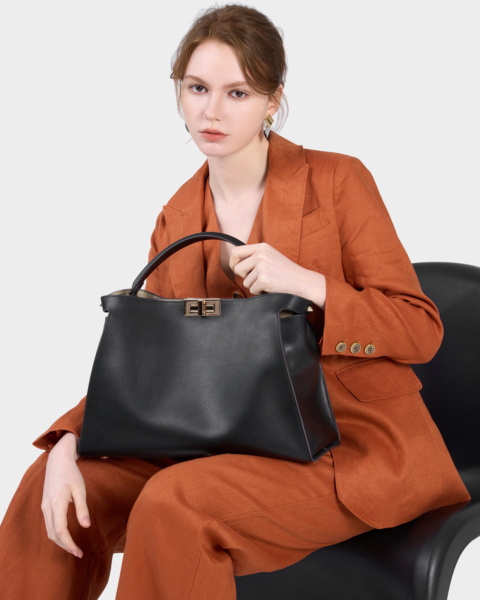 Luxe Aura Bag